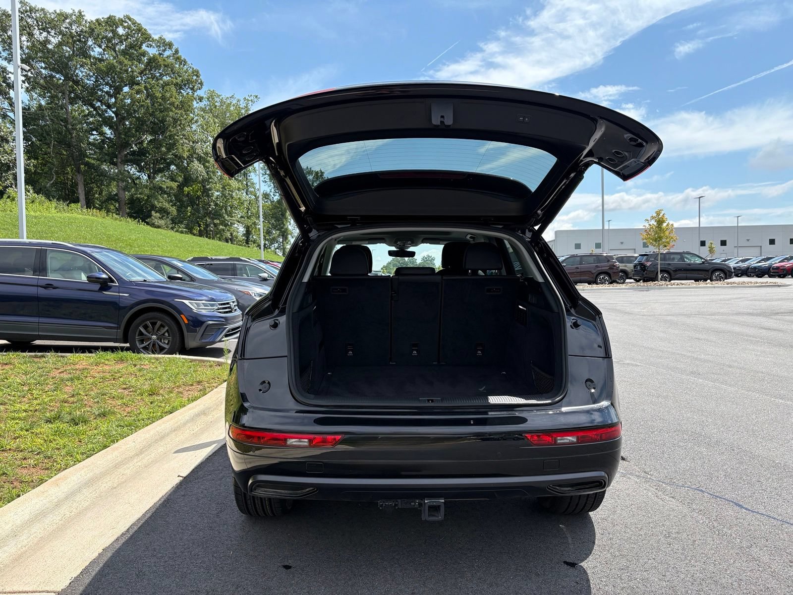 Used 2020 Audi Q5 2.0T Premium Plus AWD/4WD image 9