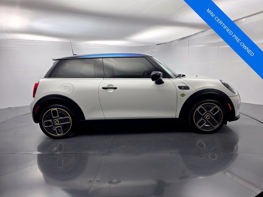 Used 2024 MINI Cooper SE FWD image 3