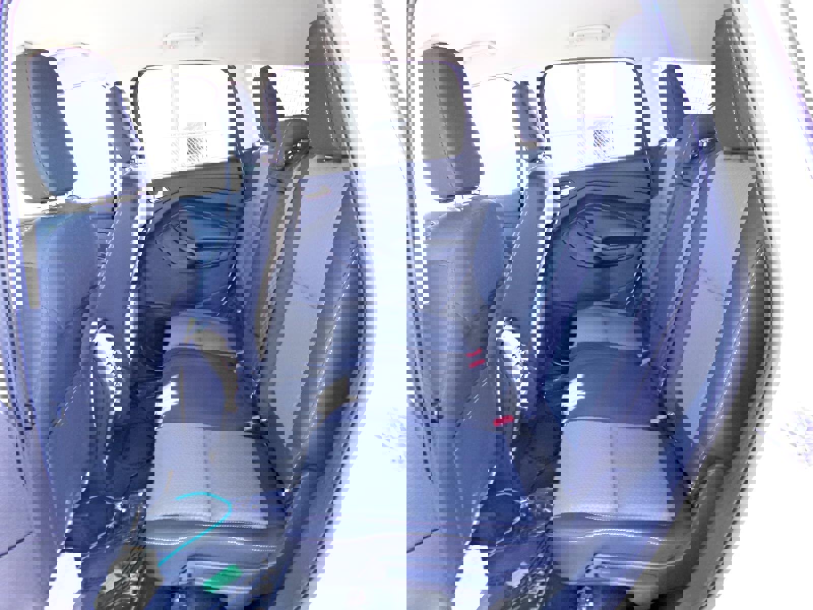 Used 2019 Ford Escape SE image 12