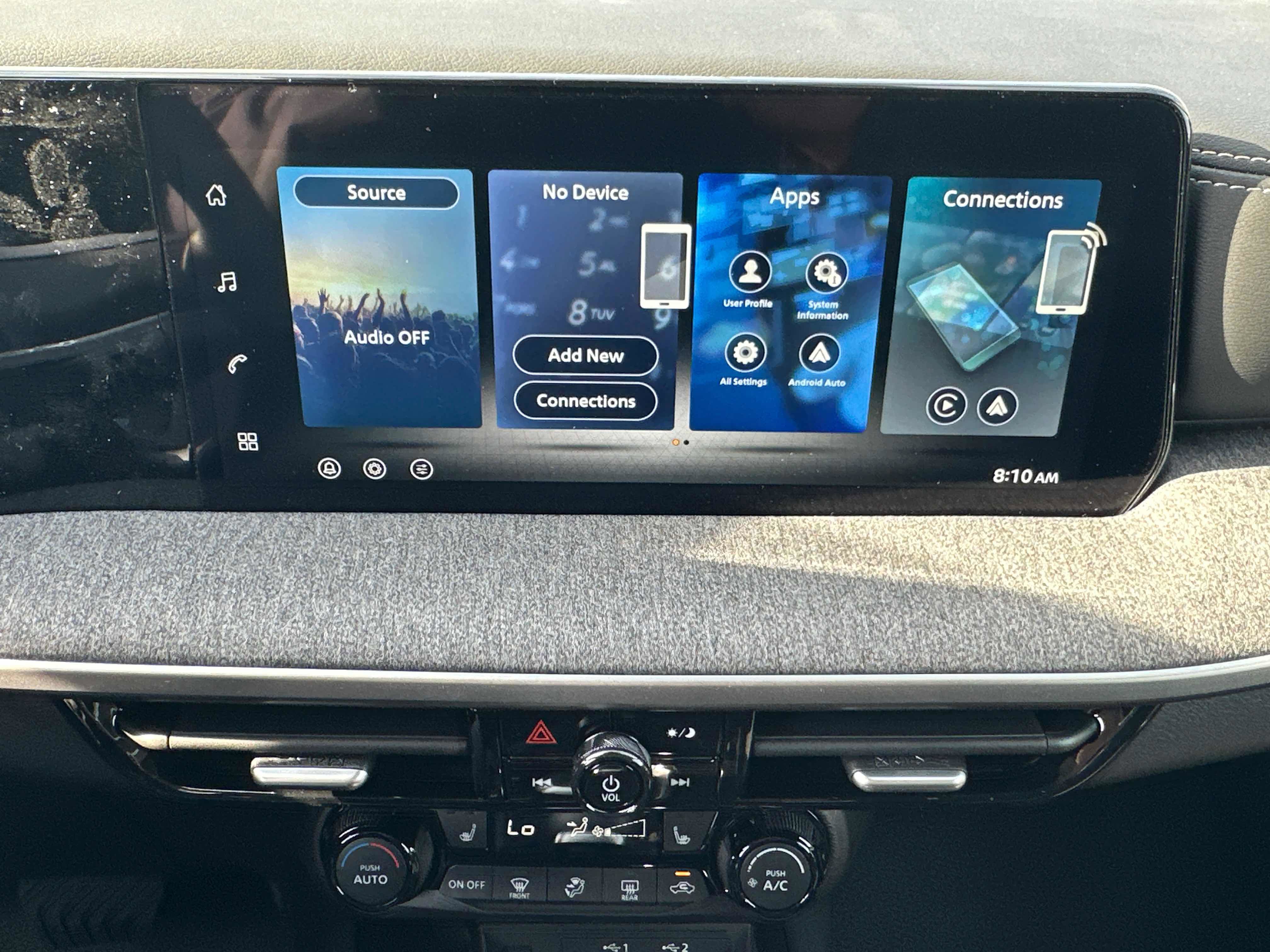 New 2026 Nissan Kicks SV w/ Cold Weather Package AWD/4WD image 32