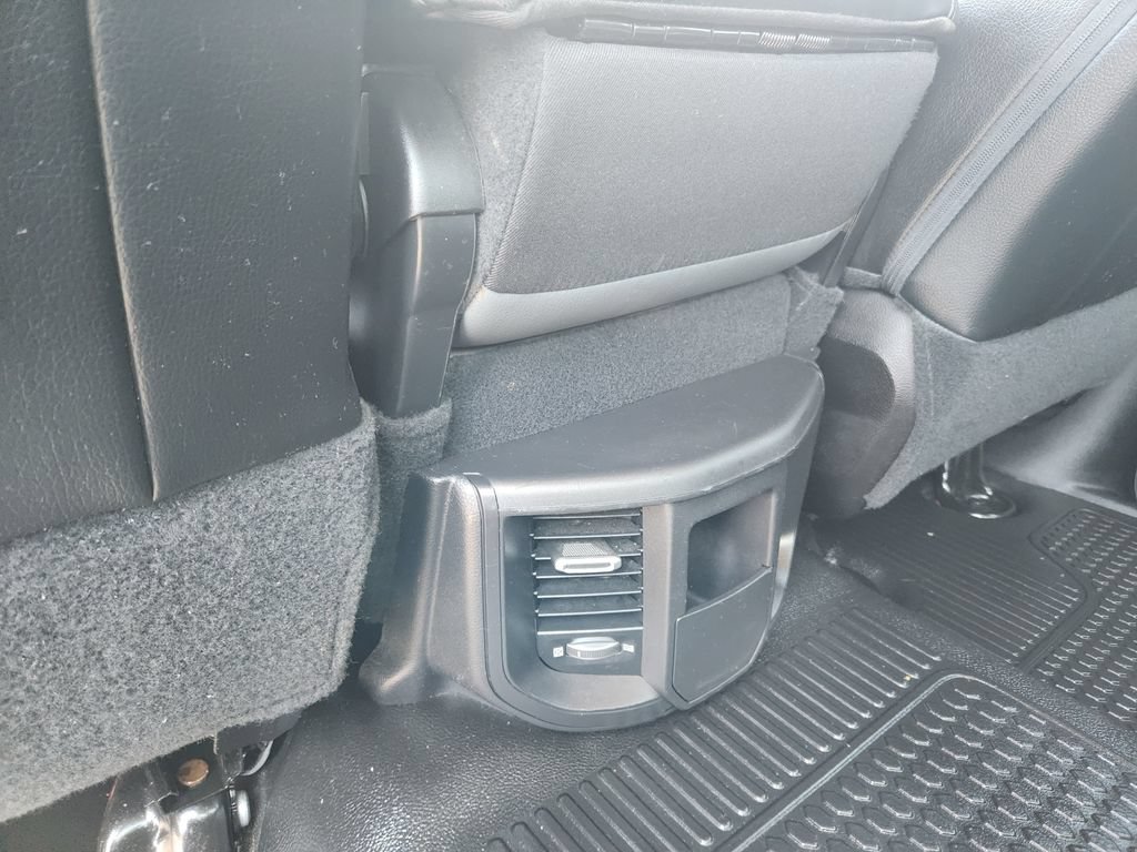Used 2019 RAM 2500 Tradesman w/ Chrome Appearance Group AWD/4WD image 32