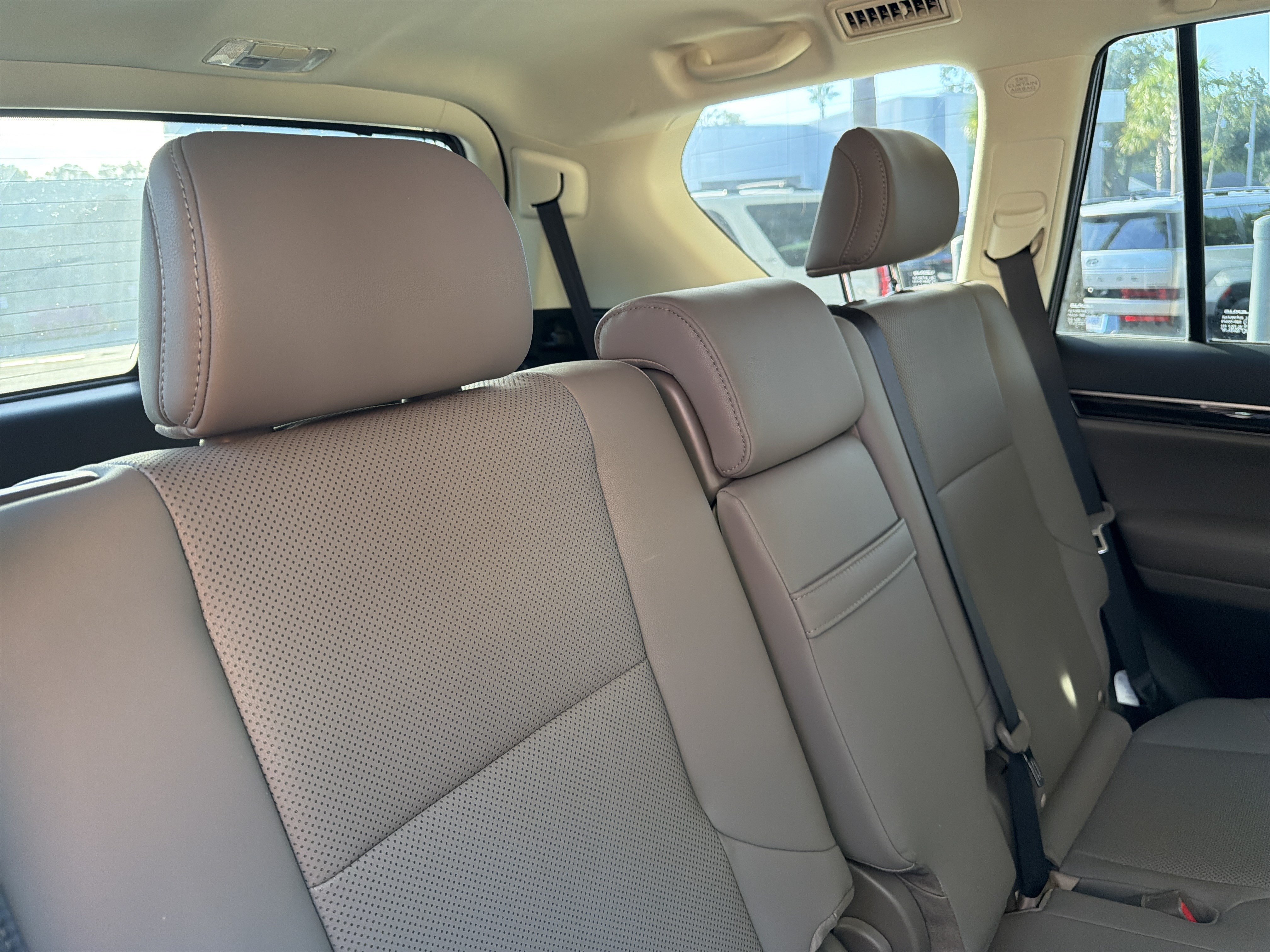 Used 2023 Lexus GX 460 Premium w/ Premium Package AWD/4WD image 39
