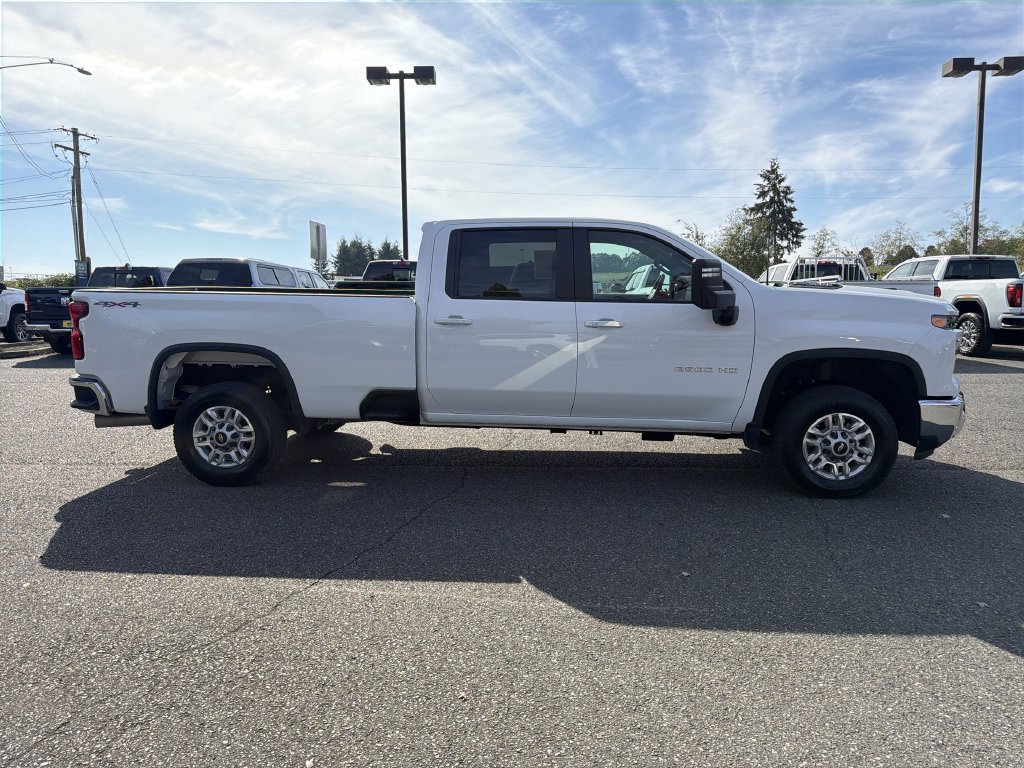 Certified 2026 Chevrolet Silverado 2500 LT AWD/4WD image 2
