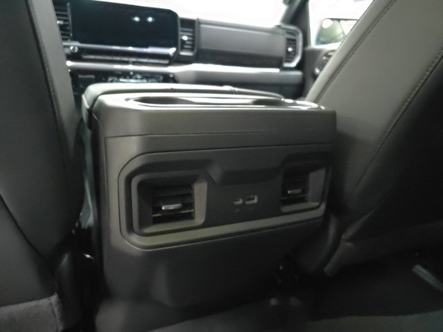 Used 2025 Chevrolet Silverado 1500 LT Trail Boss w/ Convenience Package II image 11