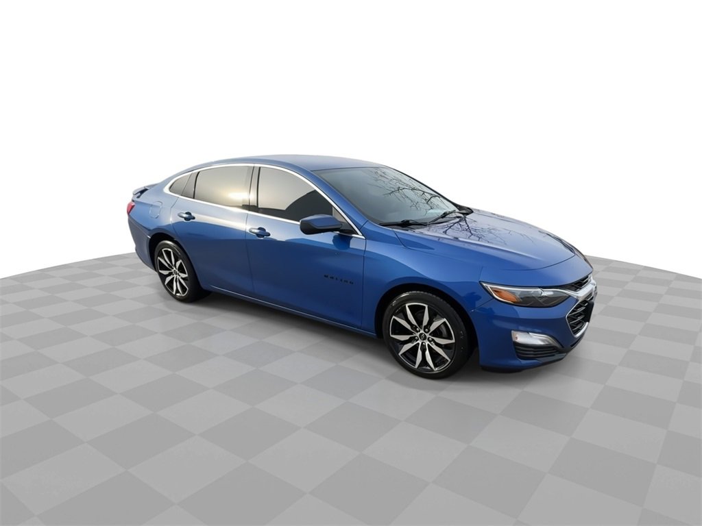 Certified 2023 Chevrolet Malibu RS w/ Driver Confidence Package image 2