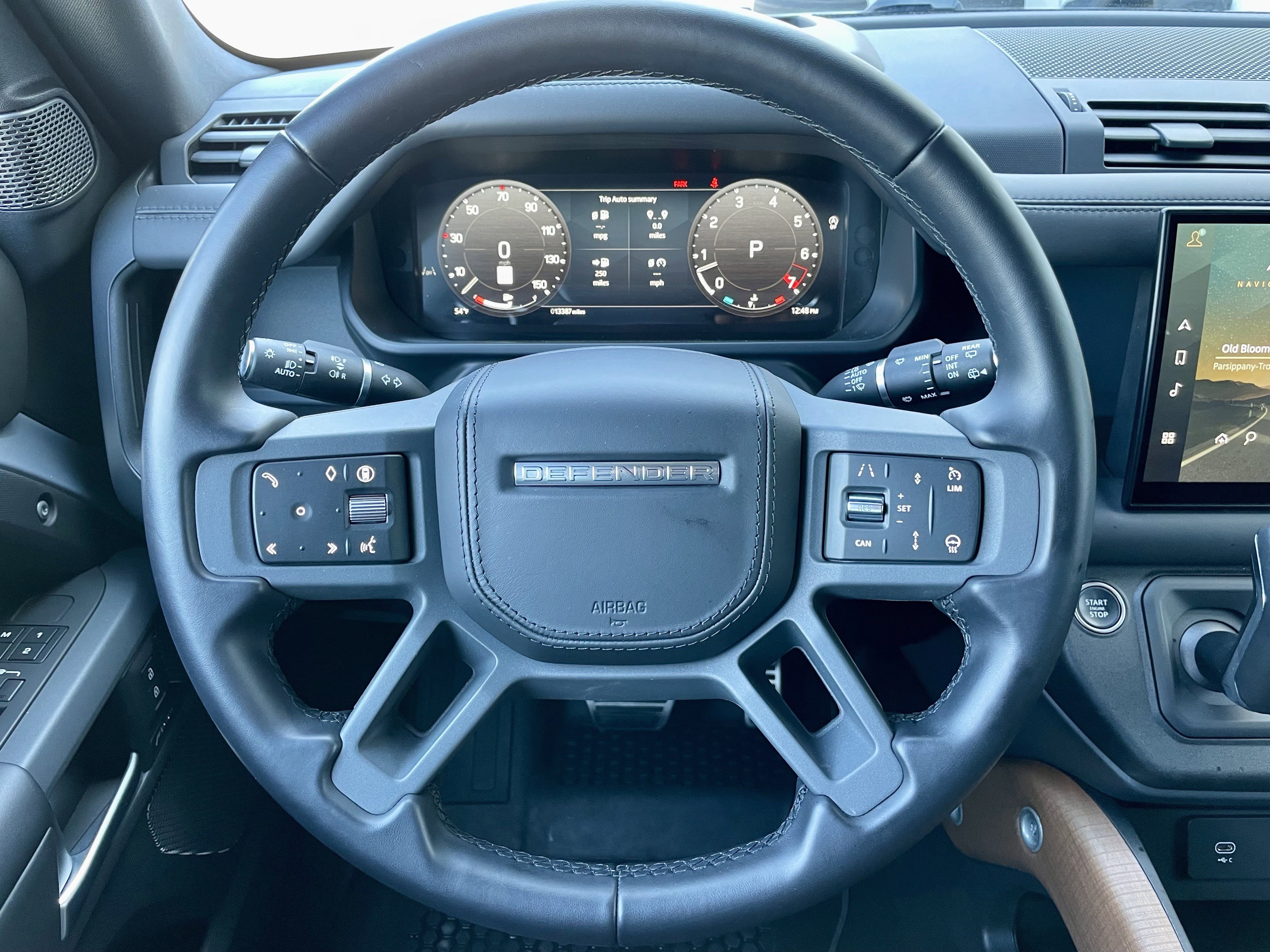 Certified 2024 Land Rover Defender 110 X image 21