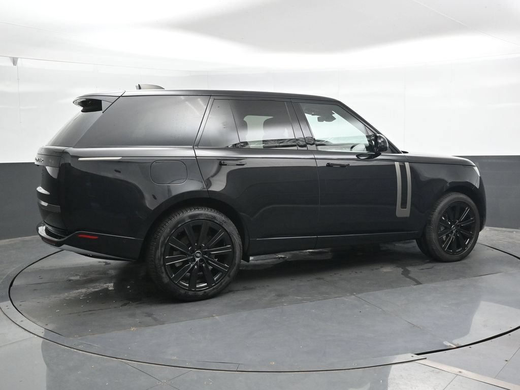 Used 2023 Land Rover Range Rover SE AWD/4WD image 4