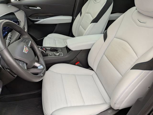 Certified 2024 Cadillac XT4 Sport AWD/4WD image 19