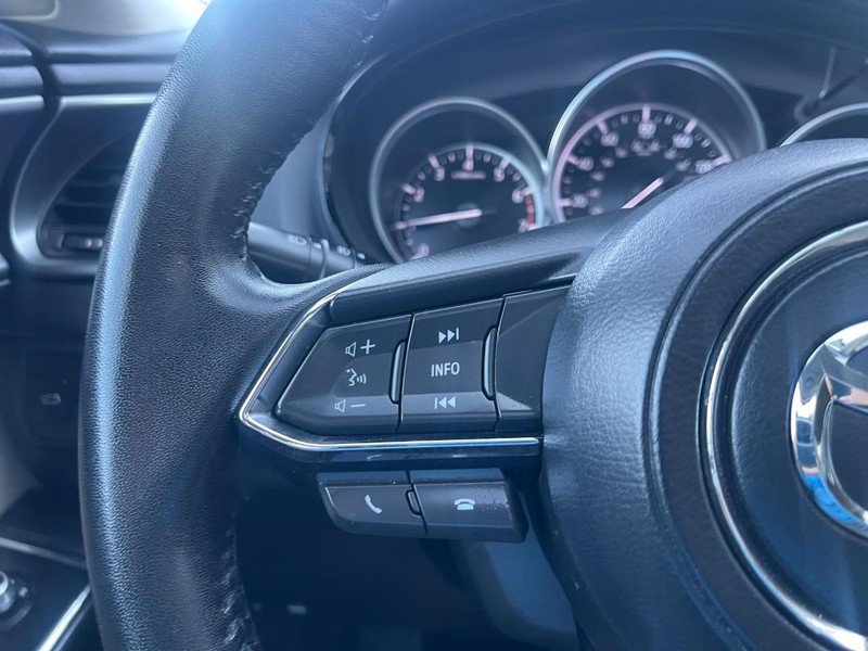 Used 2019 MAZDA CX-9 Touring w/ Touring Premium Package FWD image 16