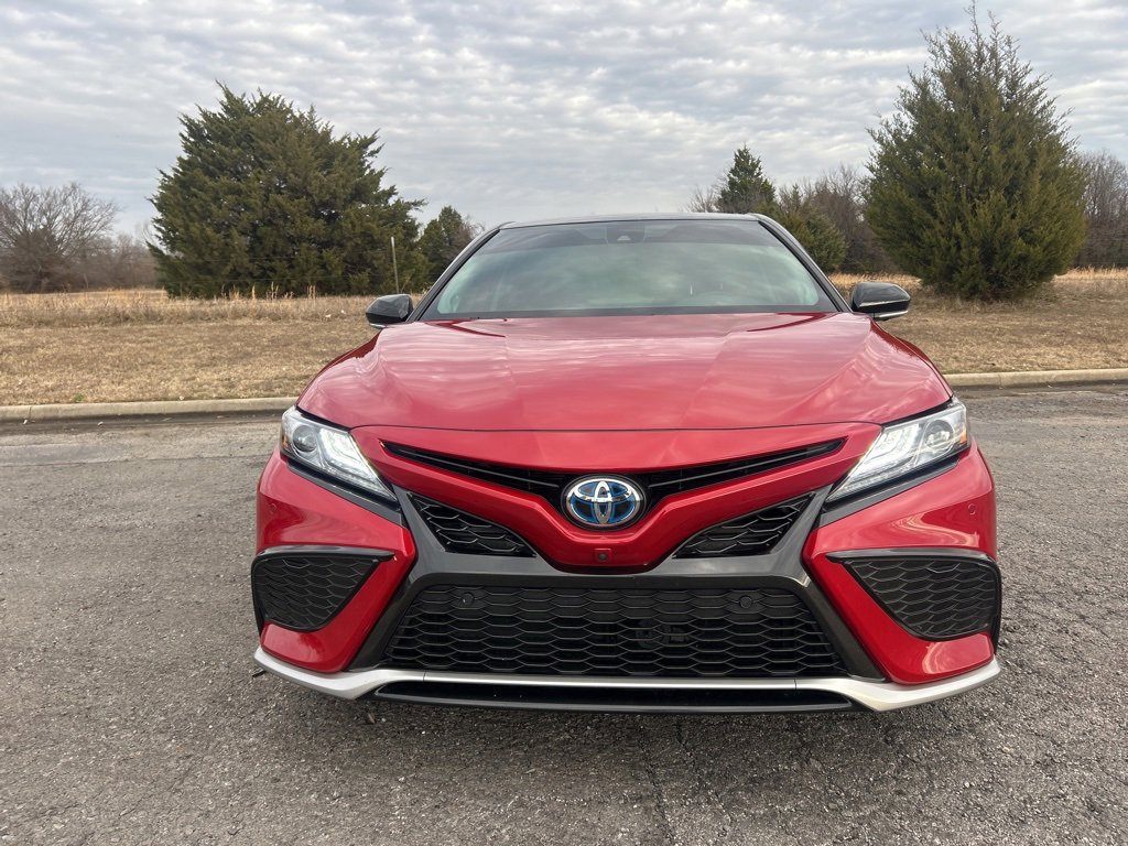 Used 2024 Toyota Camry XSE image 2