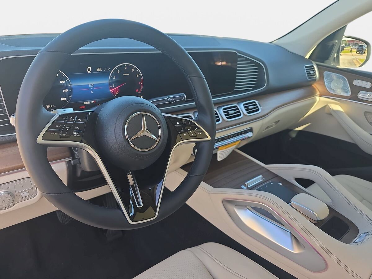 New 2026 Mercedes-Benz GLE 350 4MATIC image 16