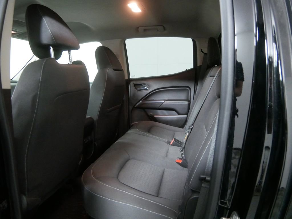 Used 2016 GMC Canyon SLE w/ SLE Convenience Package AWD/4WD image 18