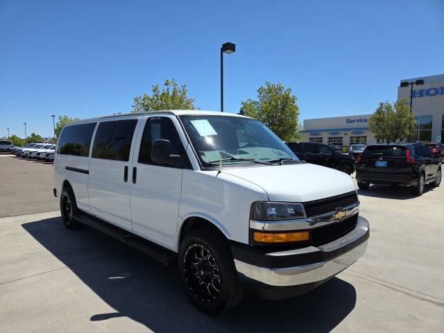 Used 2019 Chevrolet Express 3500 LT w/ LT Preferred Equipment Group RWD image 4