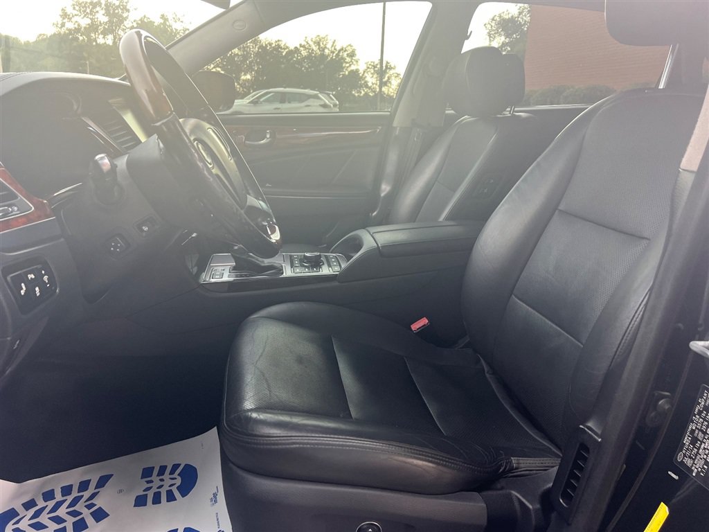 Used 2015 Hyundai Equus Signature RWD image 20