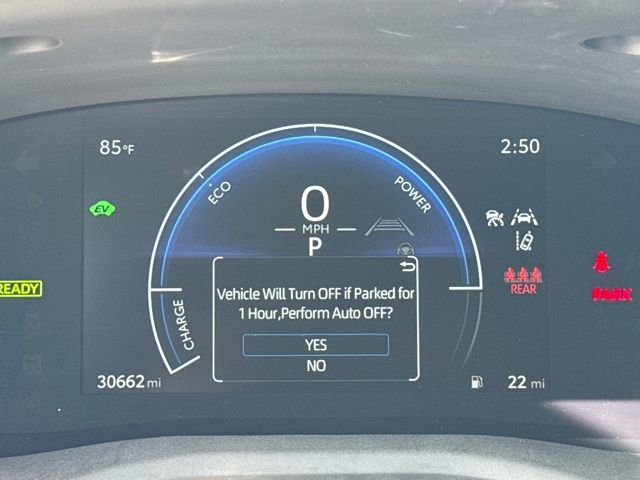 Used 2025 Toyota Camry SE image 17