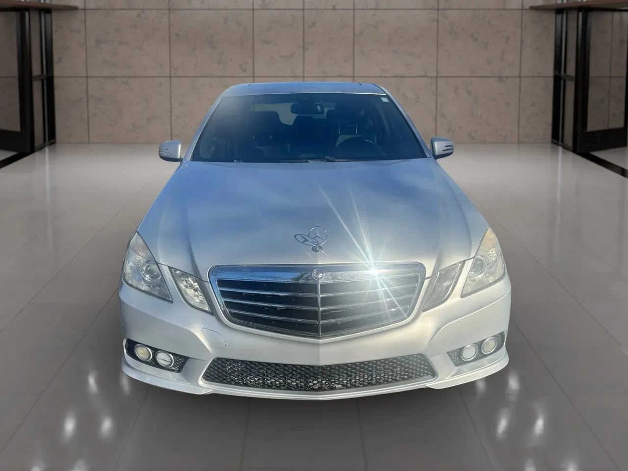 Used 2010 Mercedes-Benz E 350 Sedan image 9