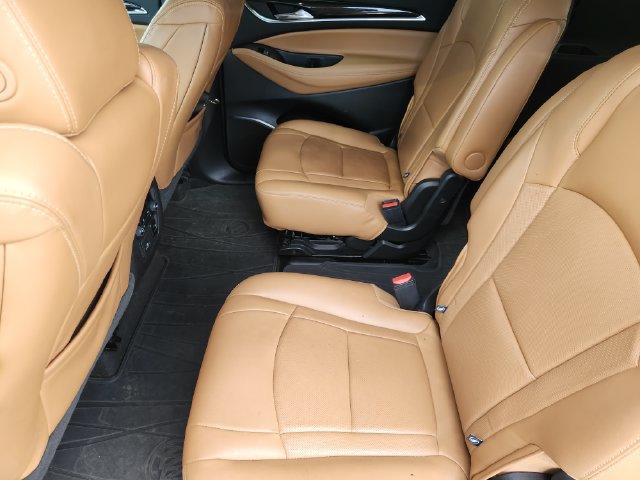 Used 2018 Buick Enclave Premium w/ Experience Buick Package FWD image 30