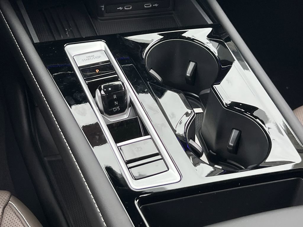 New 2026 Volkswagen Atlas SEL image 24