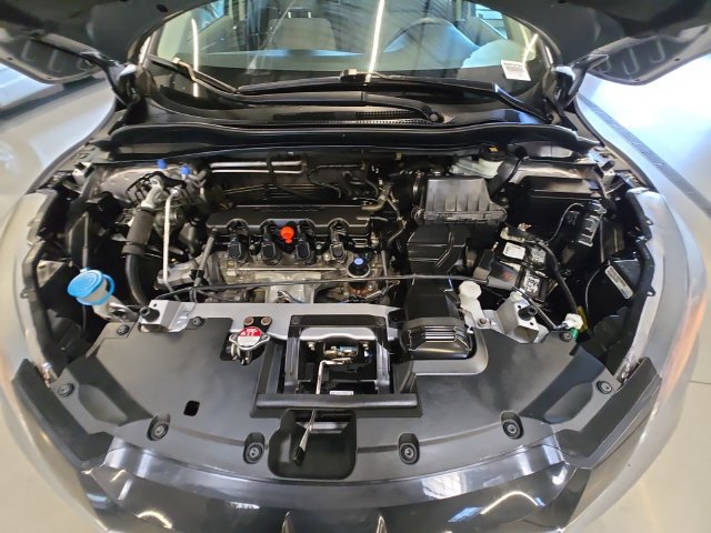Used 2018 Honda HR-V EX image 24