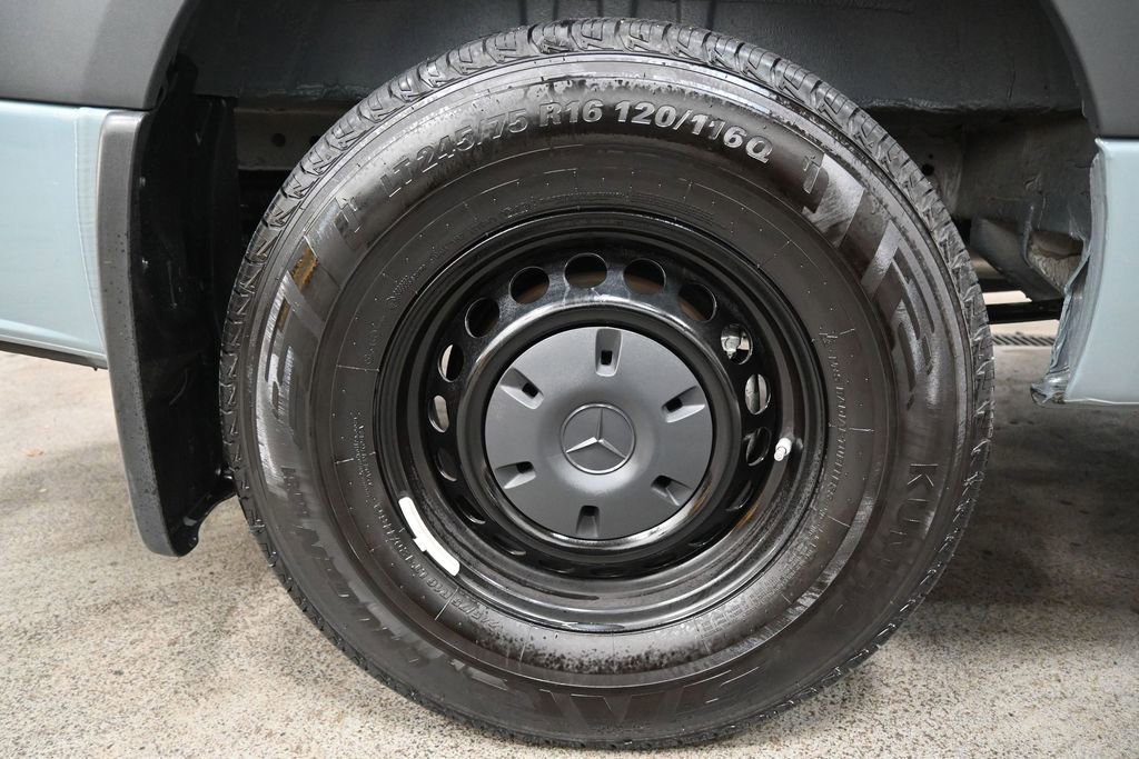 Used 2024 Mercedes-Benz Sprinter 144 Cargo w/ Acoustic Package image 30
