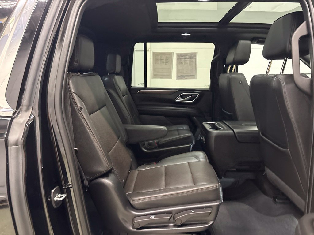 Certified 2023 Chevrolet Suburban High Country AWD/4WD image 34