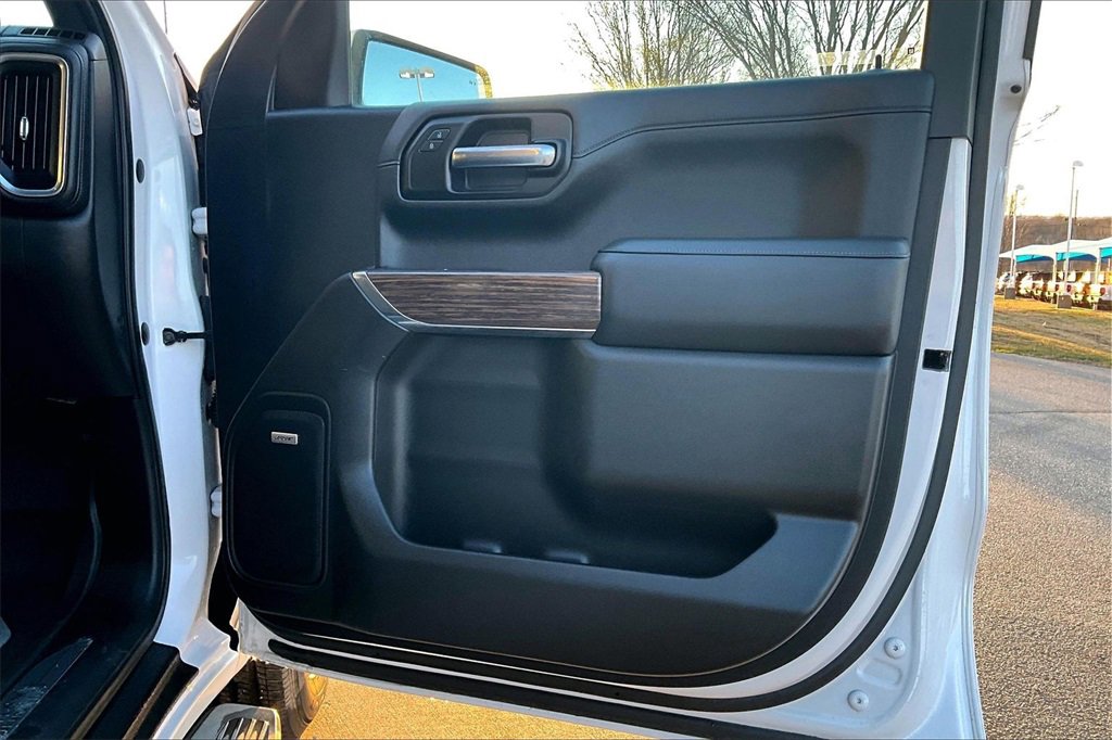 Used 2020 Chevrolet Silverado 1500 High Country w/ Safety Package II image 23