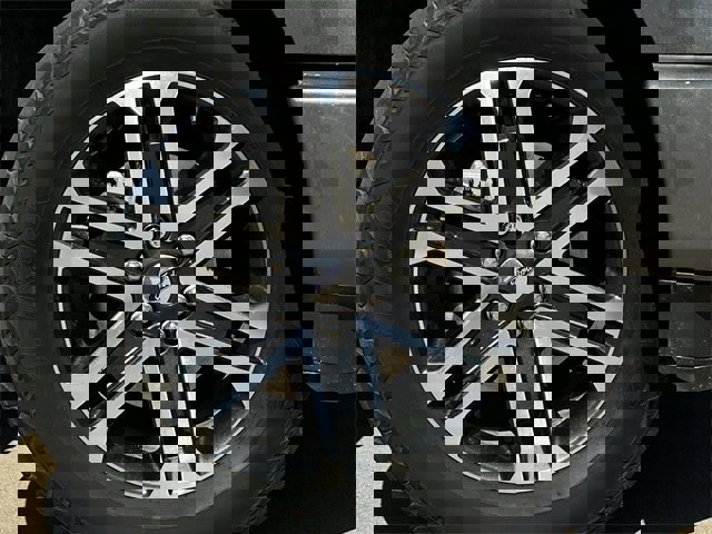 Used 2023 Ford F150 XL w/ STX Appearance Package image 9