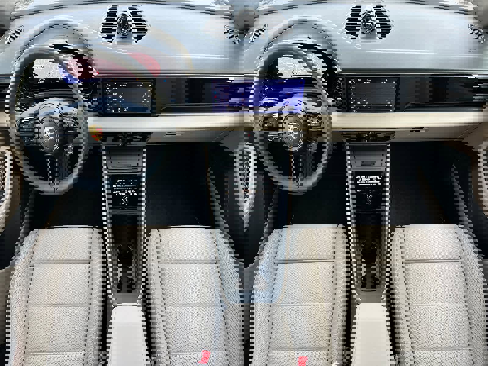 New 2025 Porsche Macan 4 Electric image 6