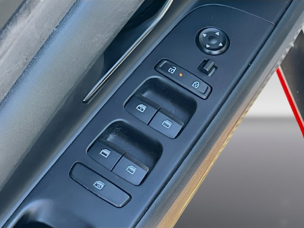 Used 2025 Hyundai Elantra N FWD image 18
