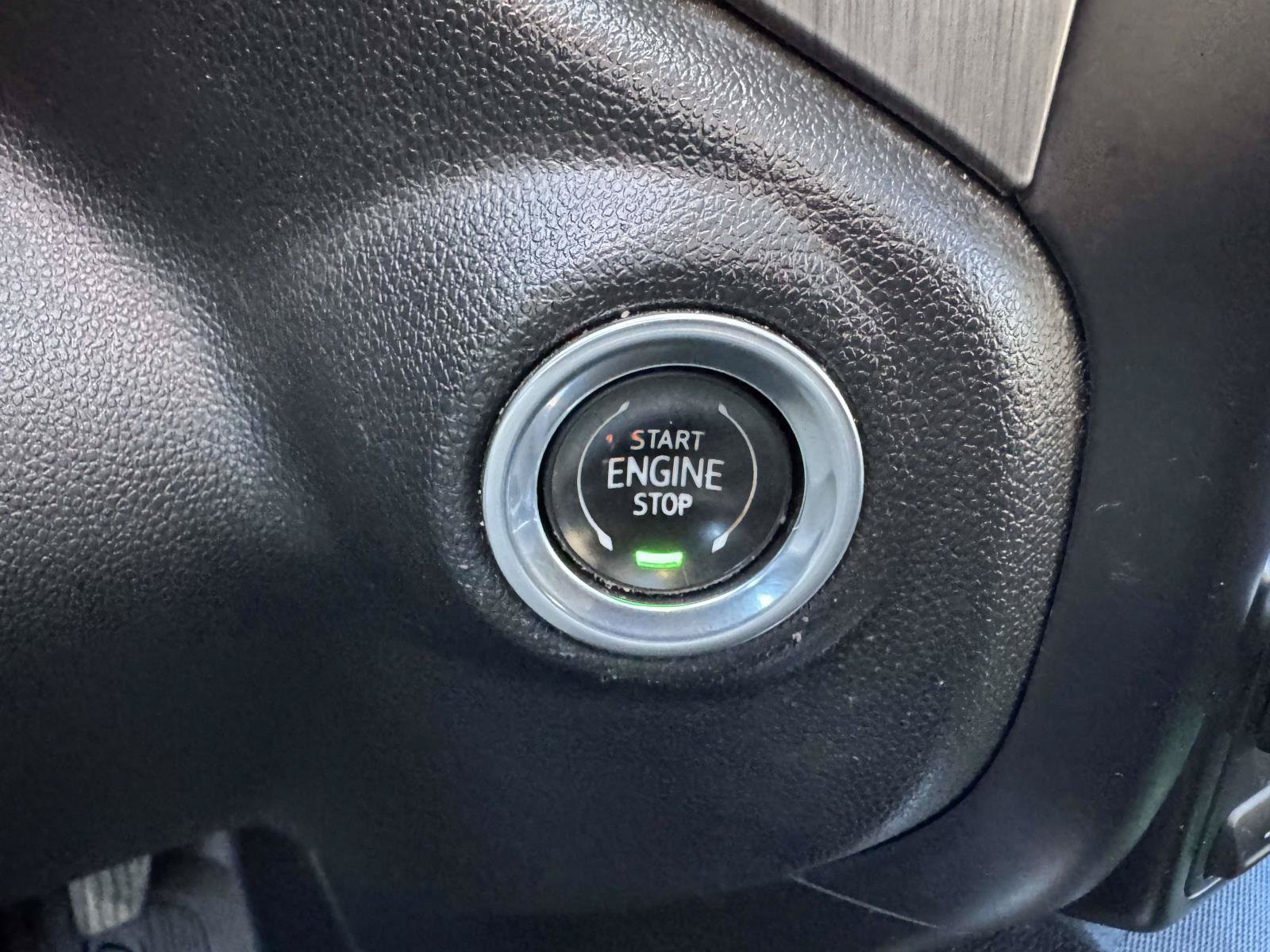 Used 2020 GMC Sierra 2500 Denali w/ Denali Ultimate Package AWD/4WD image 31