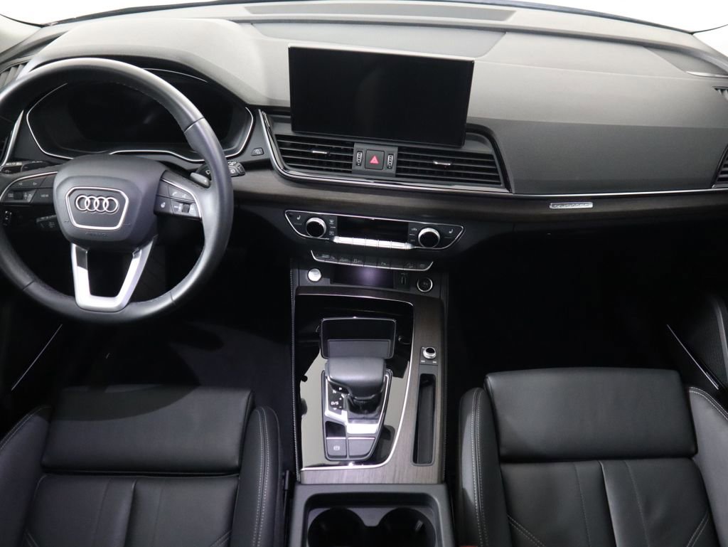 Certified 2025 Audi Q5 2.0T Premium Plus w/ Premium Plus Package image 13
