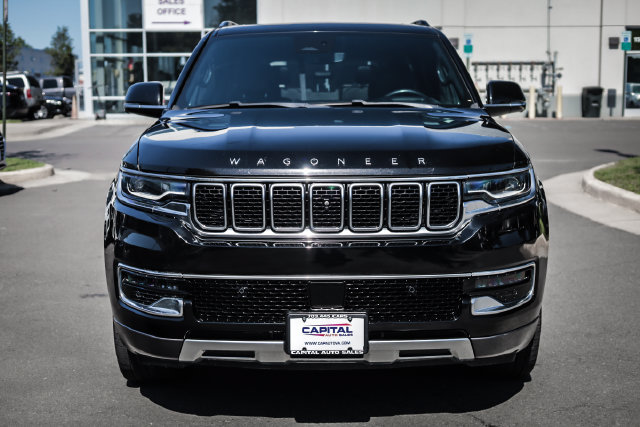 Used 2022 Jeep Wagoneer Series III w/ Premium Group I AWD/4WD image 6
