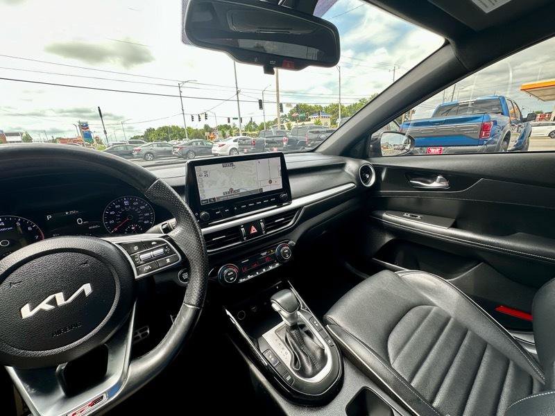 Used 2024 Kia Forte GT-Line w/ GT-Line Premium Package FWD image 29