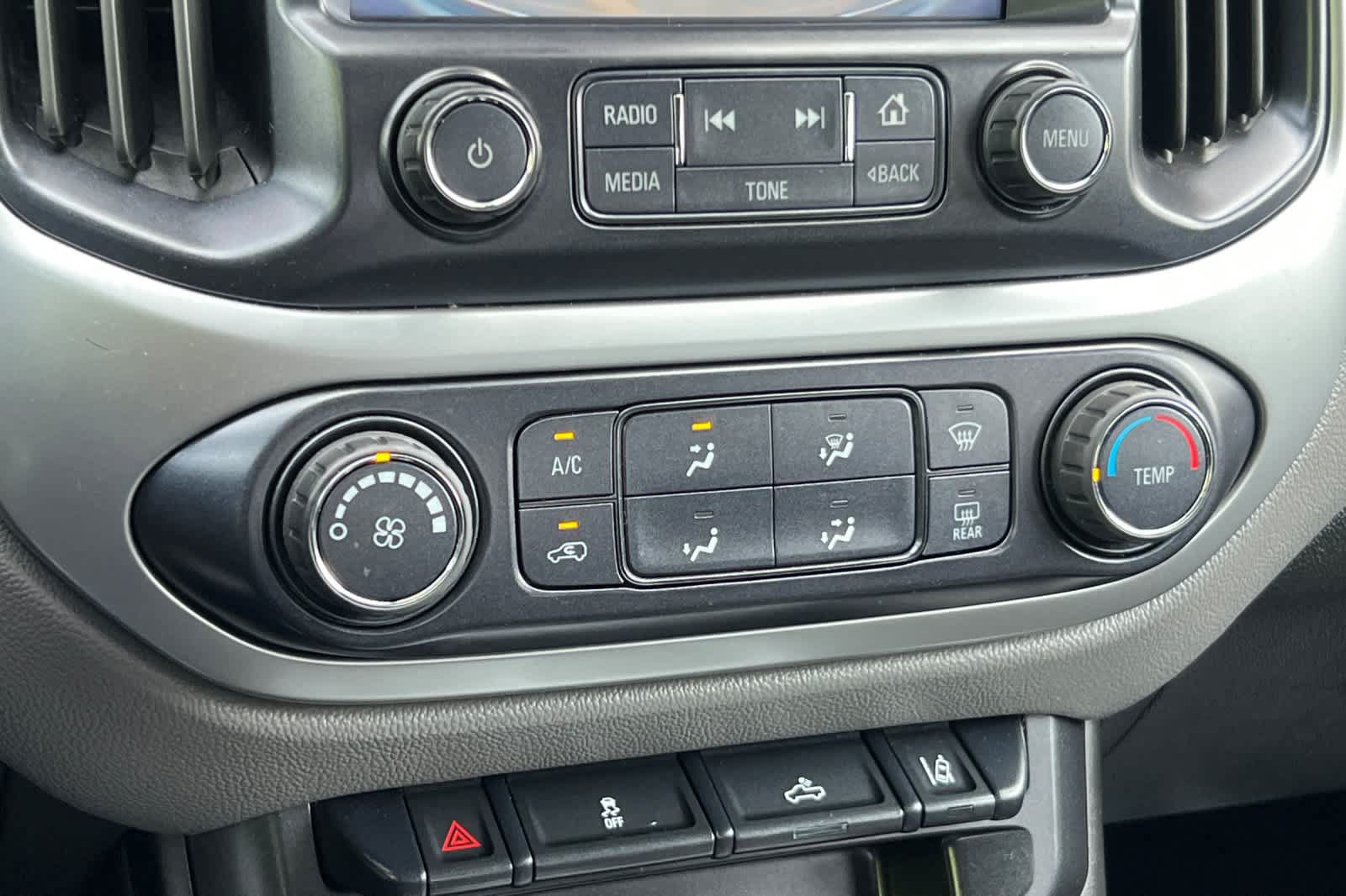 Used 2017 Chevrolet Colorado LT w/ LT Convenience Package RWD image 20