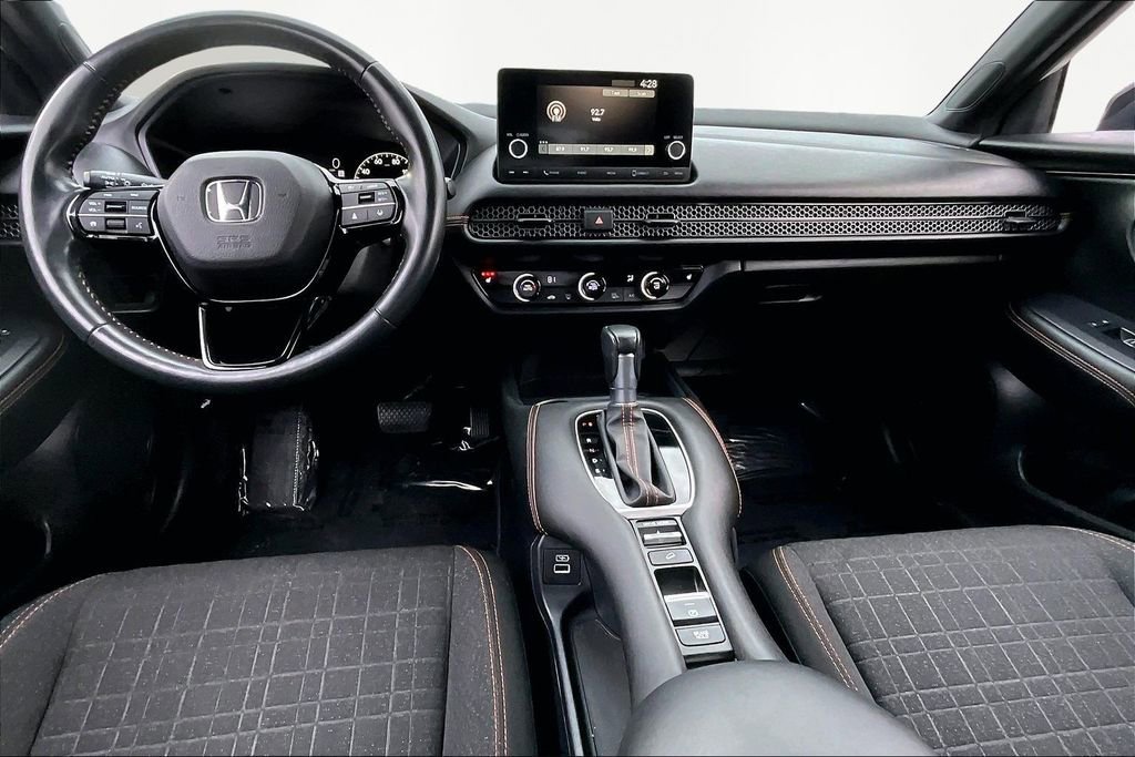Used 2023 Honda HR-V Sport image 8