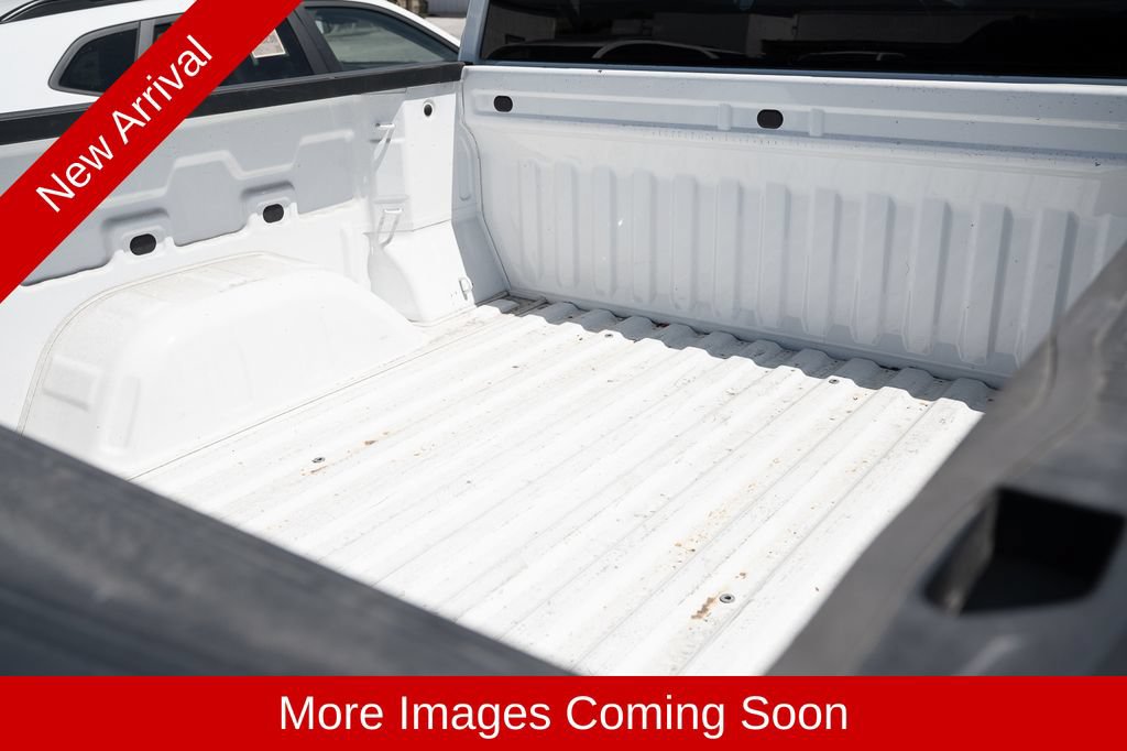 Used 2022 Chevrolet Silverado 1500 Custom w/ Safety Confidence Package RWD image 11