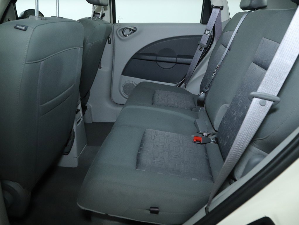 Used 2007 Chrysler PT Cruiser image 25