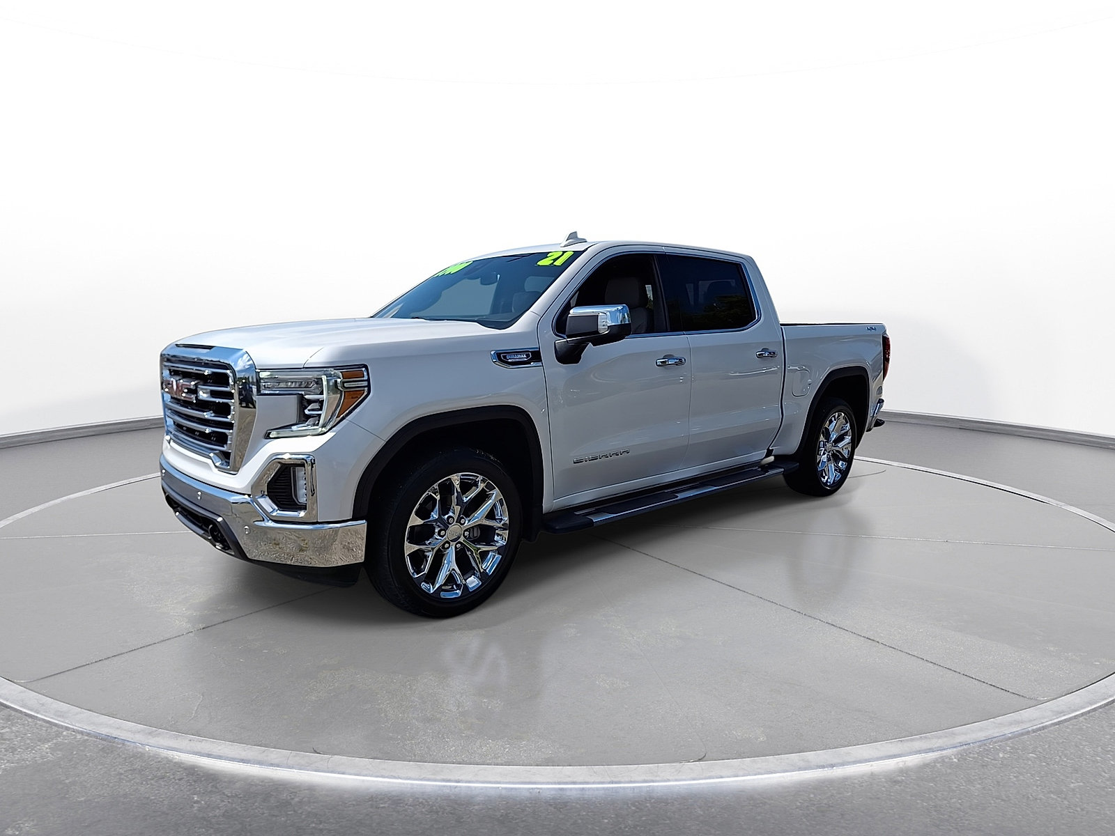 Used 2021 GMC Sierra 1500 SLT w/ SLT Premium Plus Package AWD/4WD image 4