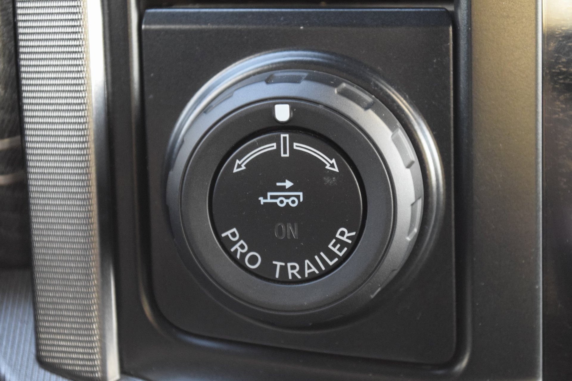 Certified 2022 Ford F150 Platinum w/ Equipment Group 701A High image 17