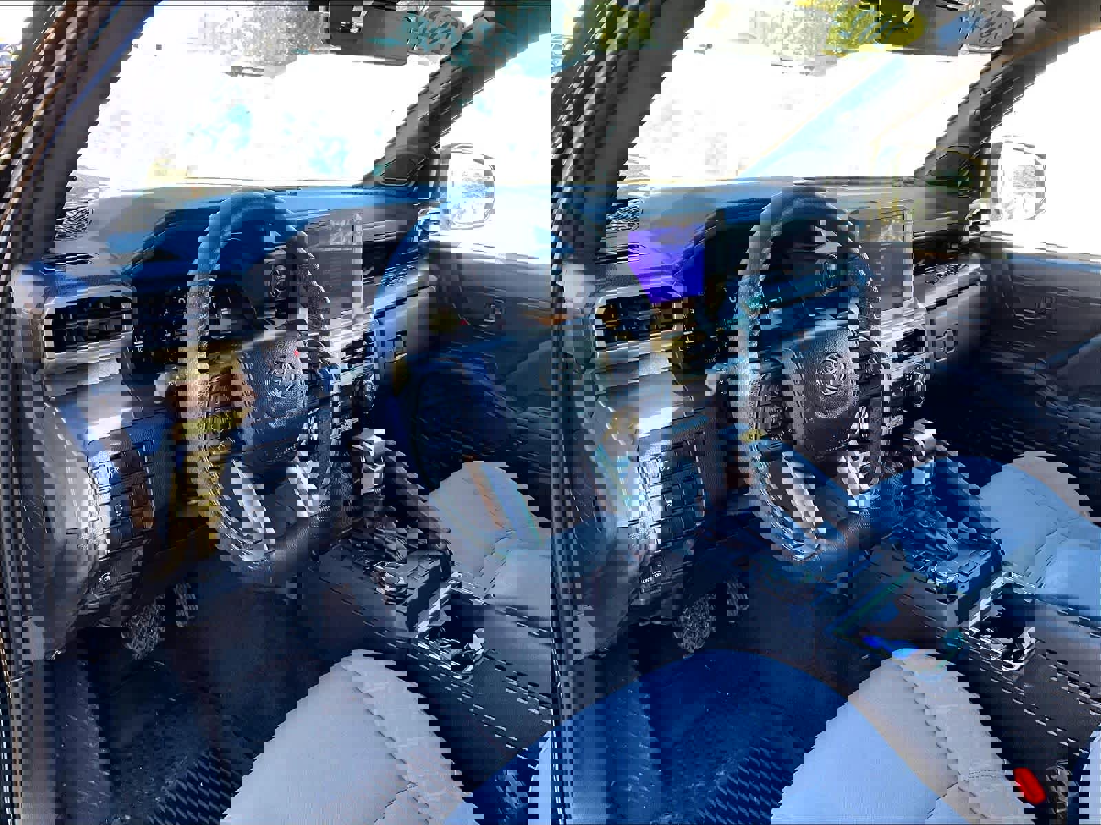 Used 2024 Toyota Tacoma SR5 image 8