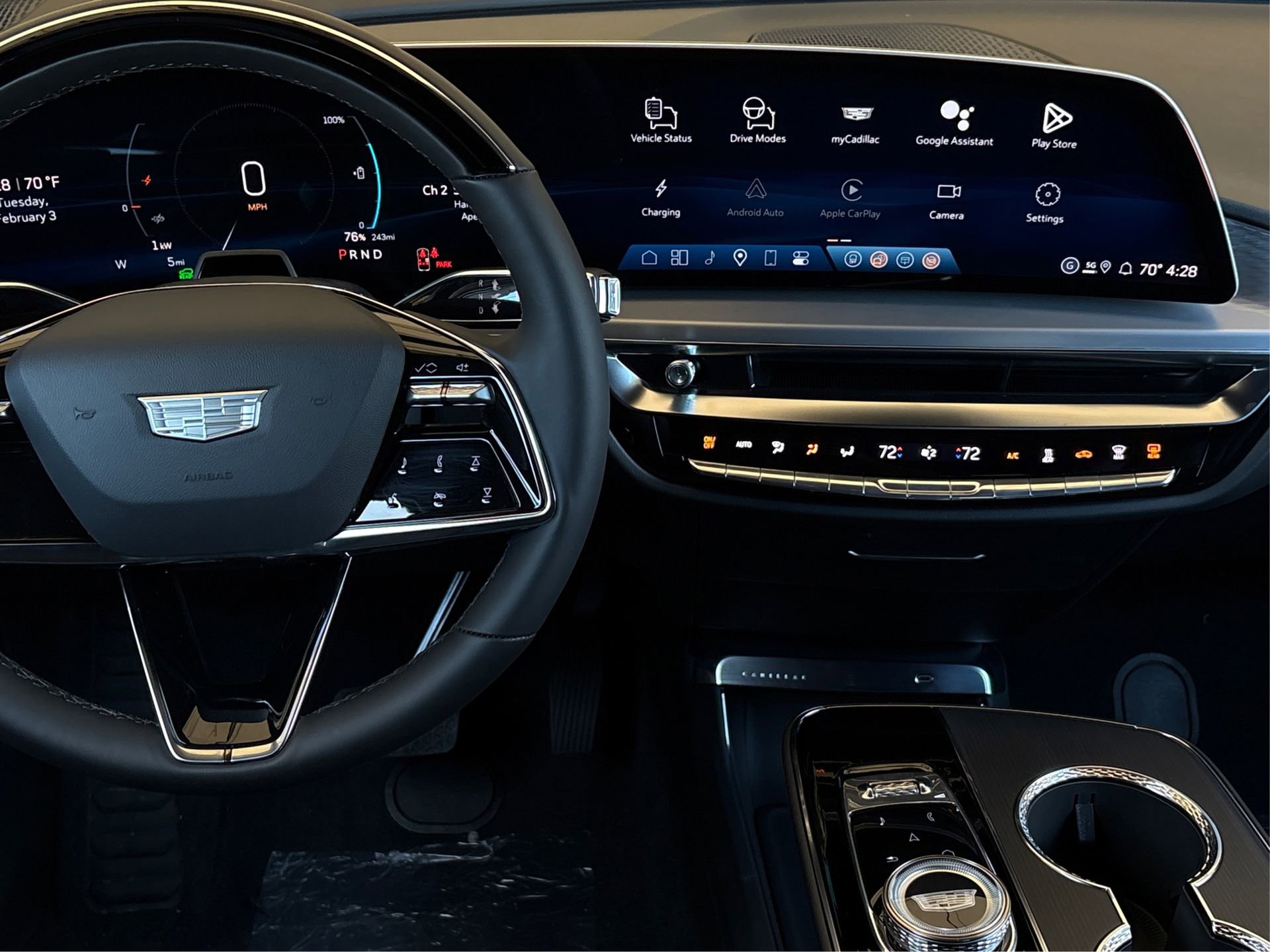 New 2026 Cadillac Lyriq Luxury image 16