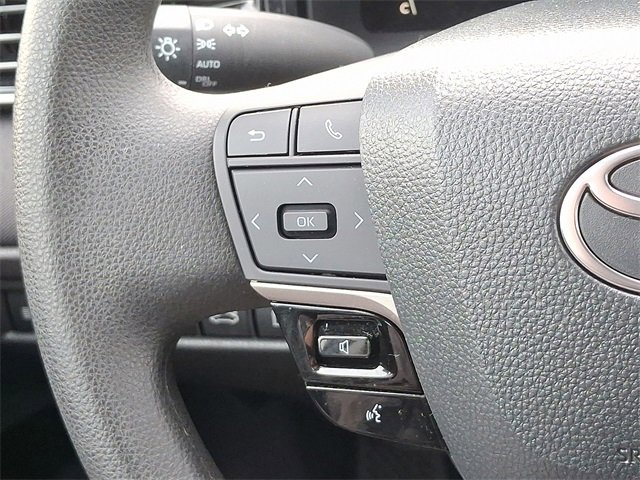 Used 2025 Toyota Camry LE image 20