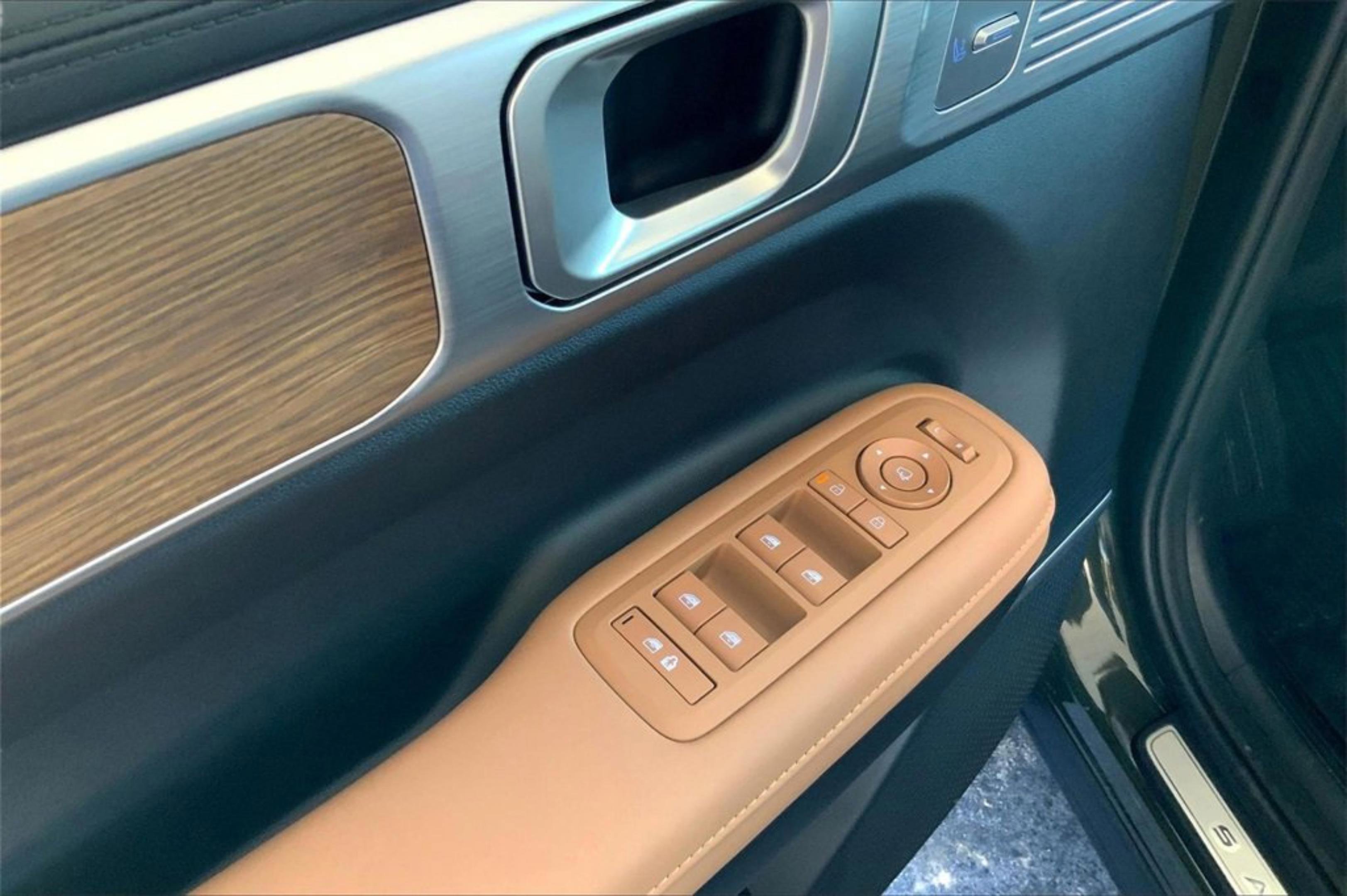 New 2026 Hyundai Santa Fe Calligraphy image 17