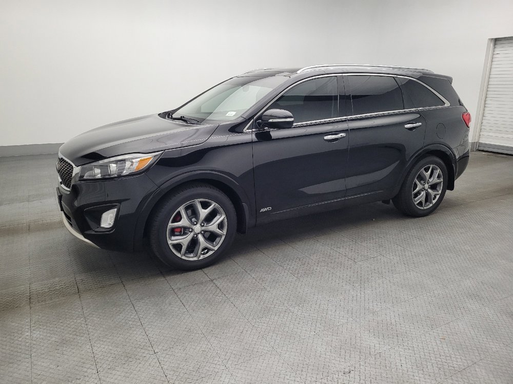 Used 2018 Kia Sorento SX image 2