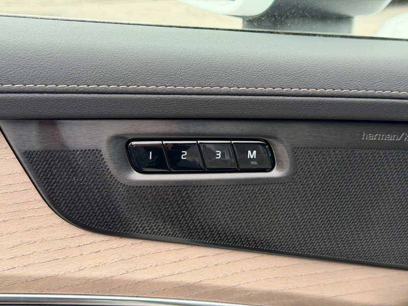 New 2026 Volvo XC90 B6 Plus w/ Protection Package AWD/4WD image 10