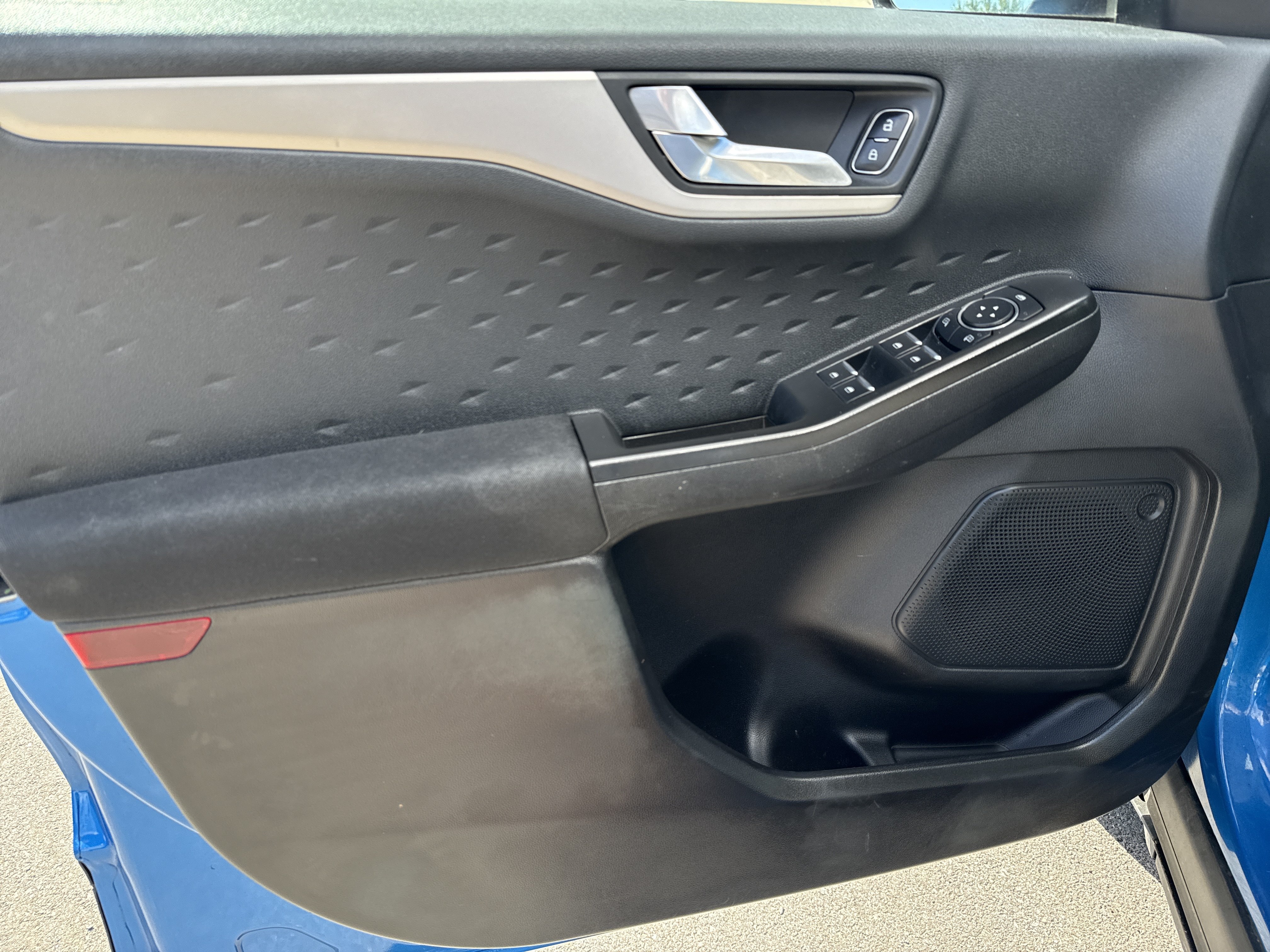 Used 2020 Ford Escape SE AWD/4WD image 15