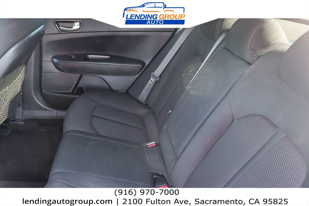 Used 2020 Kia Optima LX image 17