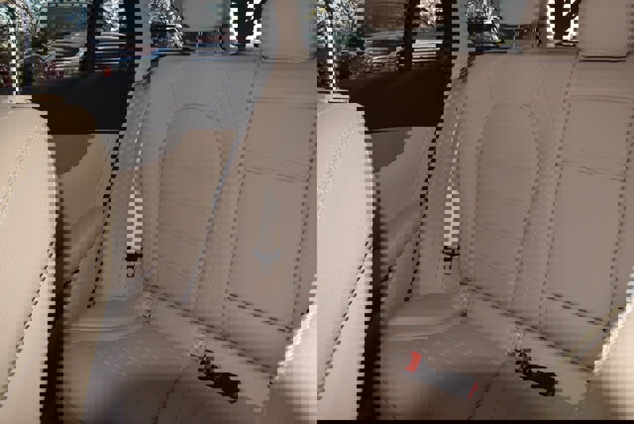 Used 2022 Mercedes-Benz GLC 300 image 19