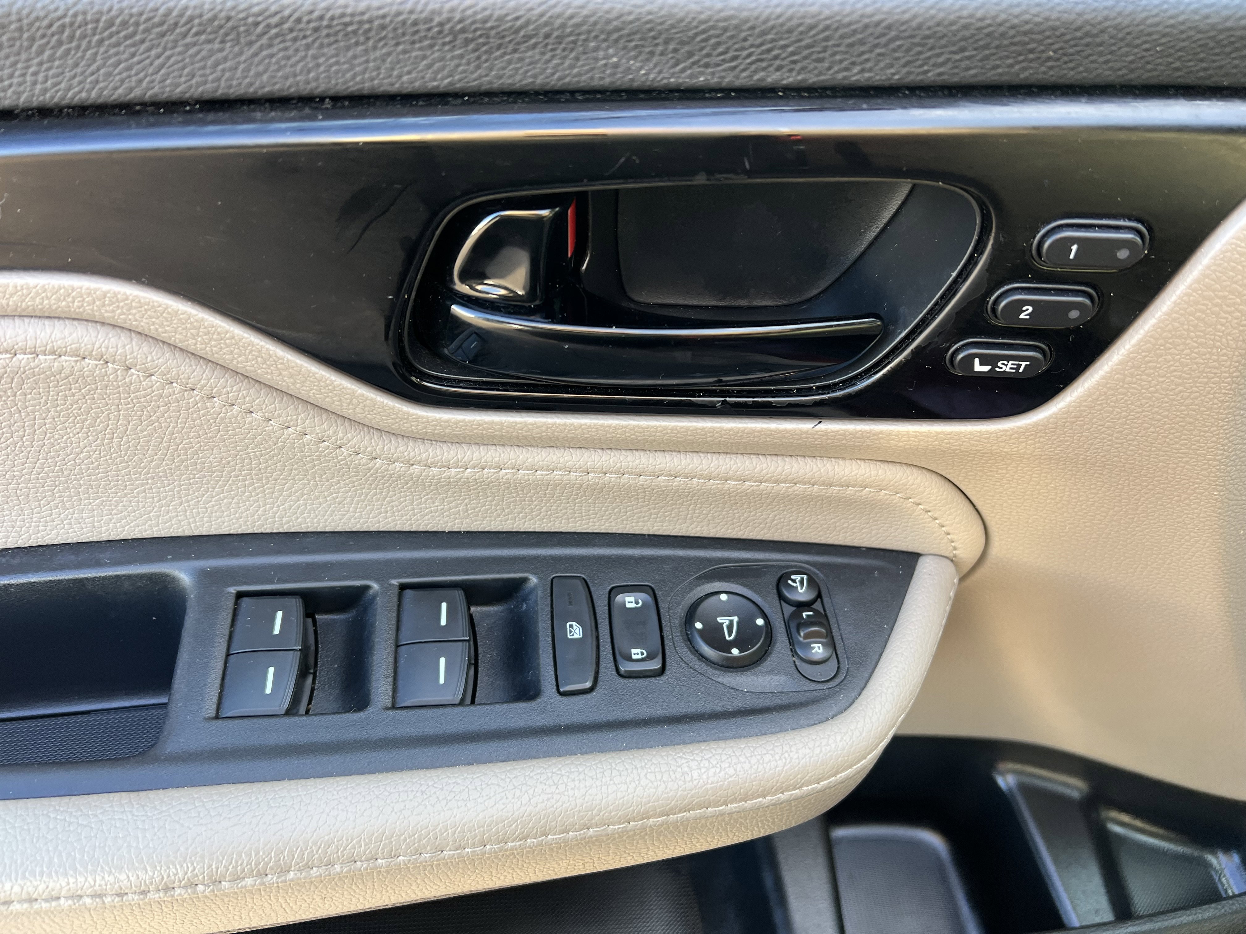 Used 2018 Honda Odyssey Elite image 21