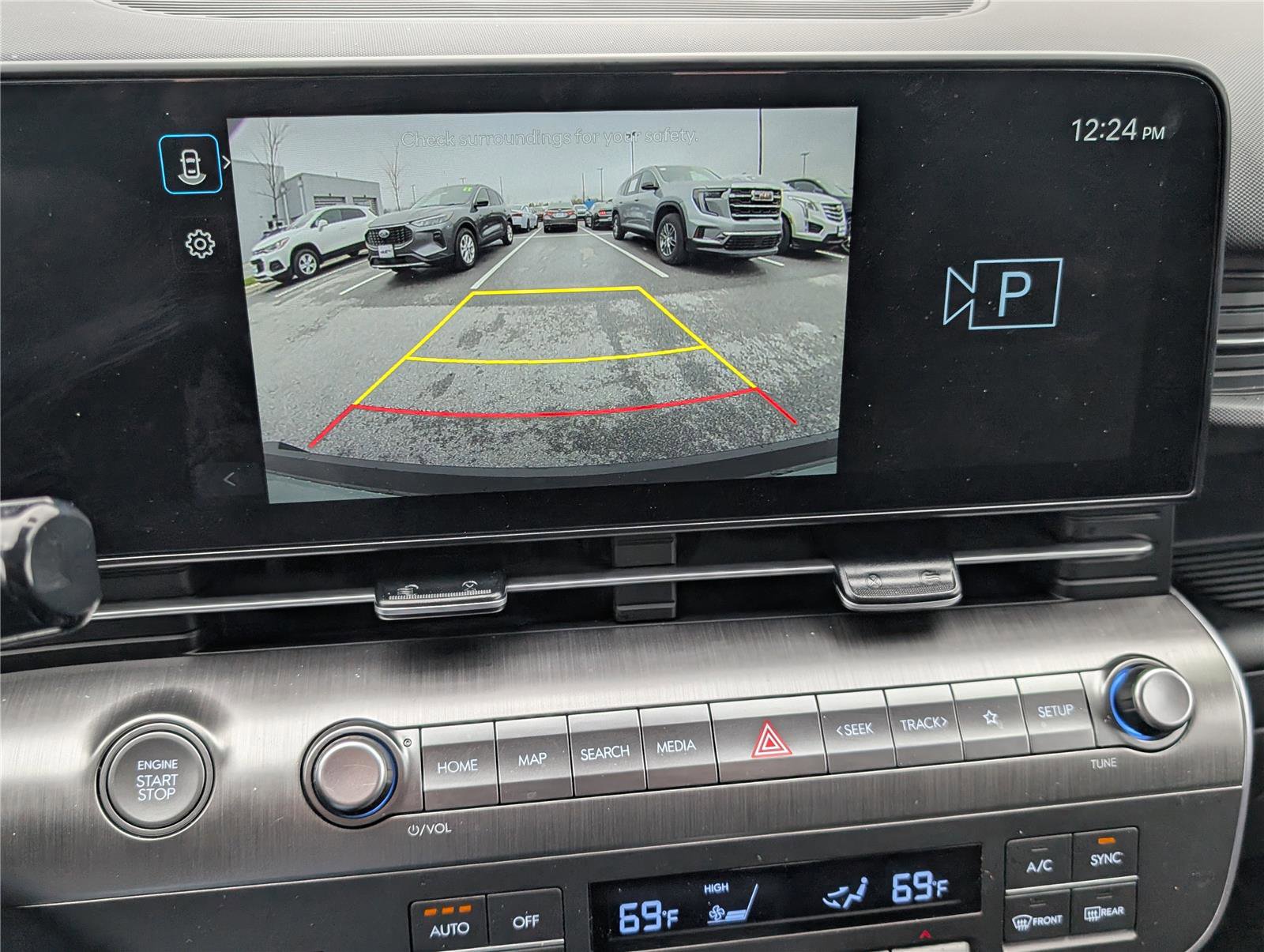 Used 2025 Hyundai Kona SEL image 28